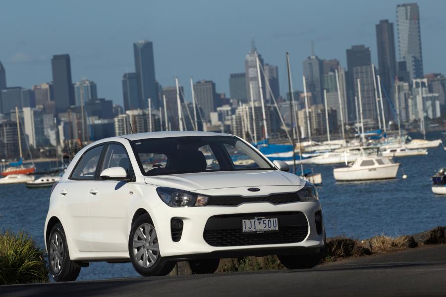  Kia Rio S 2017 года  (AU) (фото 4 из 7)